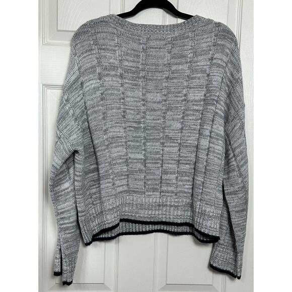 Ana A New Approach Women’s Gray Crop Sweater Stretch Pullover Long Knit Sleeve - Picture 3 of 4